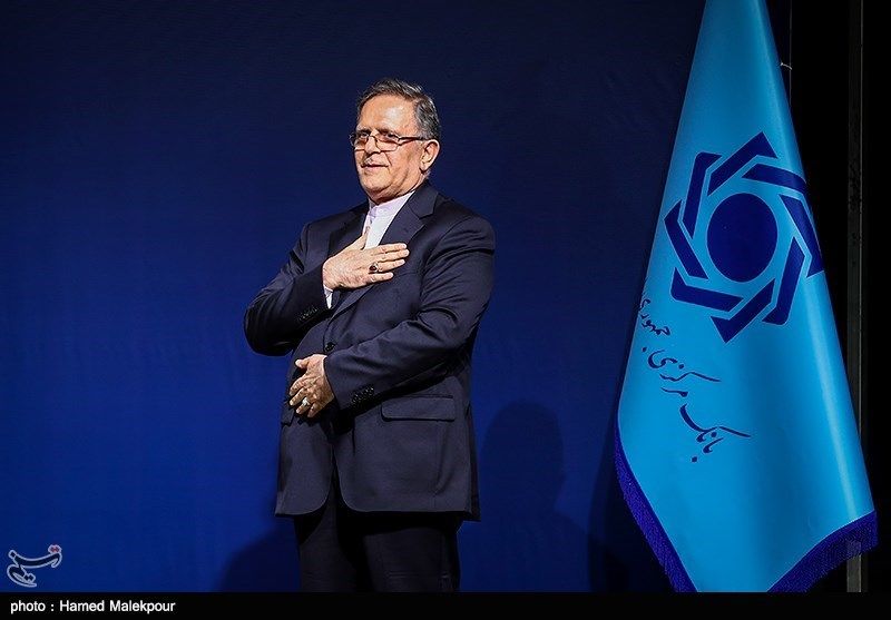 Iran Lawmaker Says Rouhani's Central Bank Chief Sold 62 Tons Of Gold