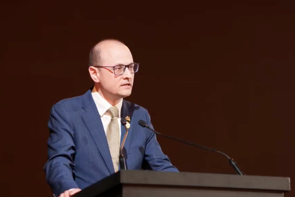 سناتور استرالیایی به ایراناینترنشنال: ارادهای جدی برای تغییر حکومت ایران وجود دارد