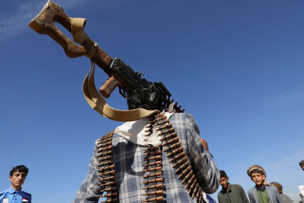 Iranian Naval Commander Applauds Houthi Shipping Attacks