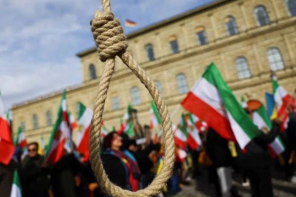 حکم اعدام مهرداد محمدینیا و اشکان مالکی، دو شهروند معترض بازداشتی دیماه اجرا شد