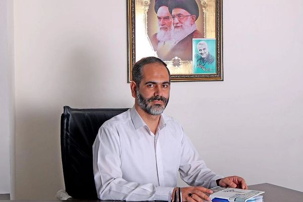 عباسی، نماینده کرج: مذاکرات فقط باید درباره پرداخت غرامت و مدیریت ما بر تنگه هرمز باشد