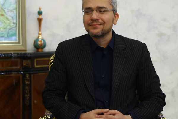 برلماني إيراني: الولايات المتحدة كاذبة وغير جديرة بالثقة