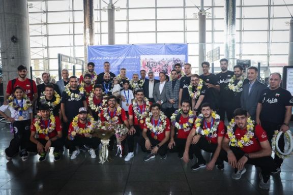 پس از کسب عنوان قهرمانی جهان؛ والیبالیستهای تیم ملی جوانان ایران از خدمت سربازی معاف شدند