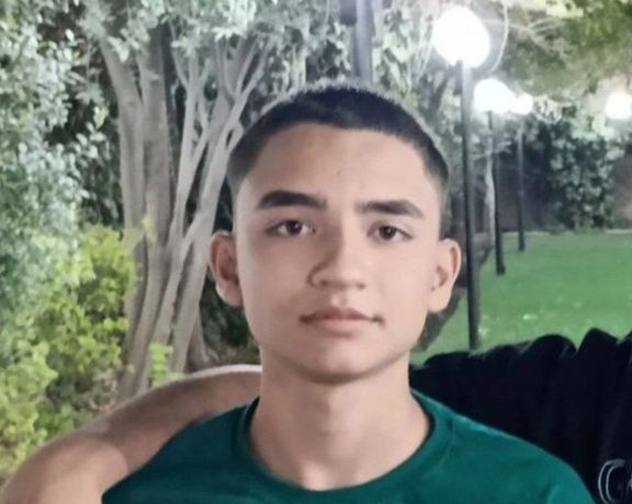 پویا جعفری، ۱۴ ساله اهل فارس با شلیک مستقیم به سر و چشم جان باخت