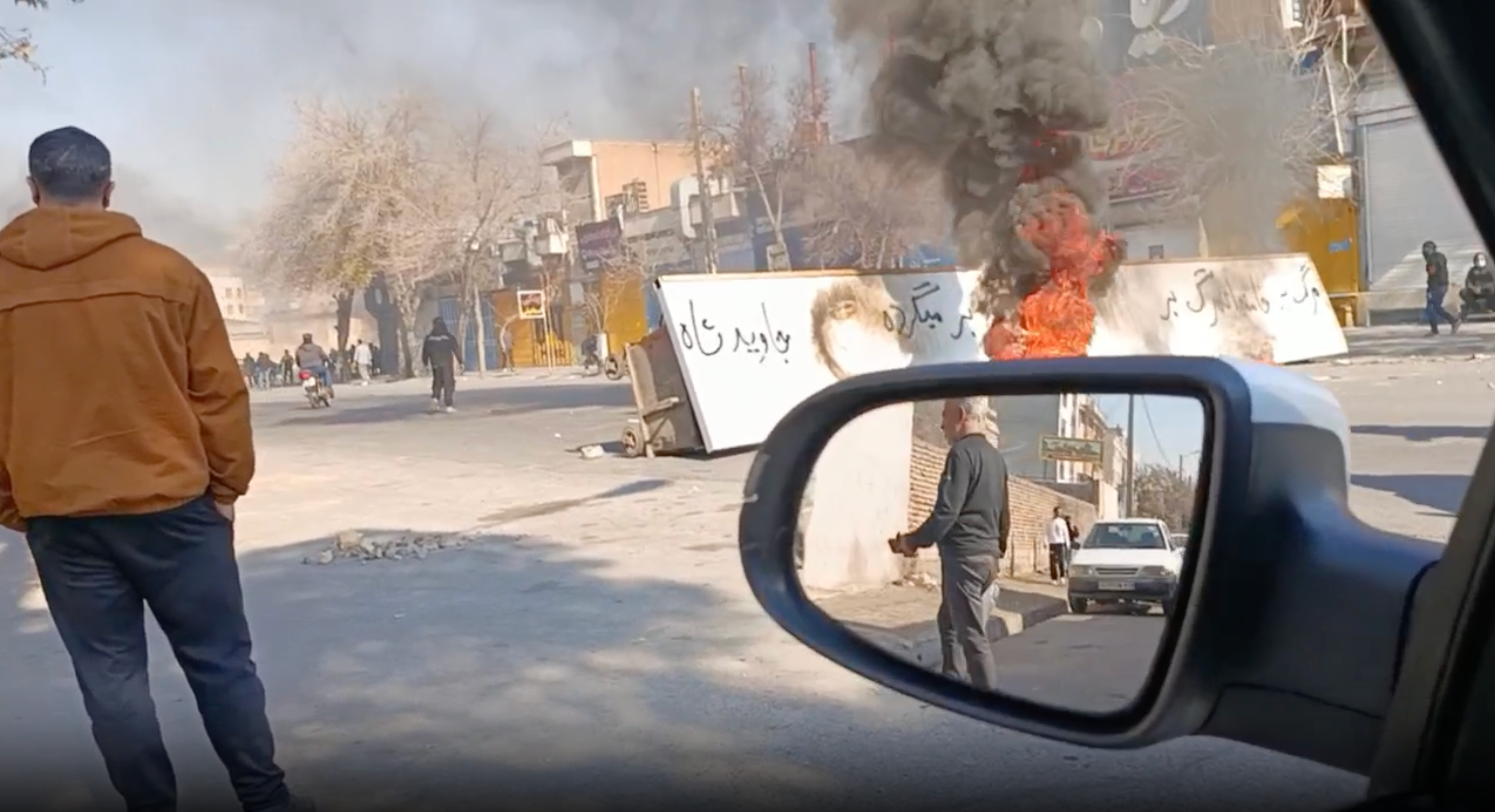 لس‌آنجلس‌تایمز: حکومت ایران در وضعیت آماده‌باش قرار دارد