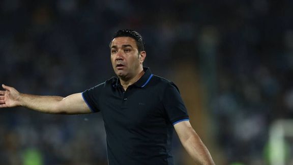 بیات، وکیل سرمربی پیشین استقلال: اشتباه متوجه شدم، نکونام شکایت نکرده، قصدش را هم ندارد