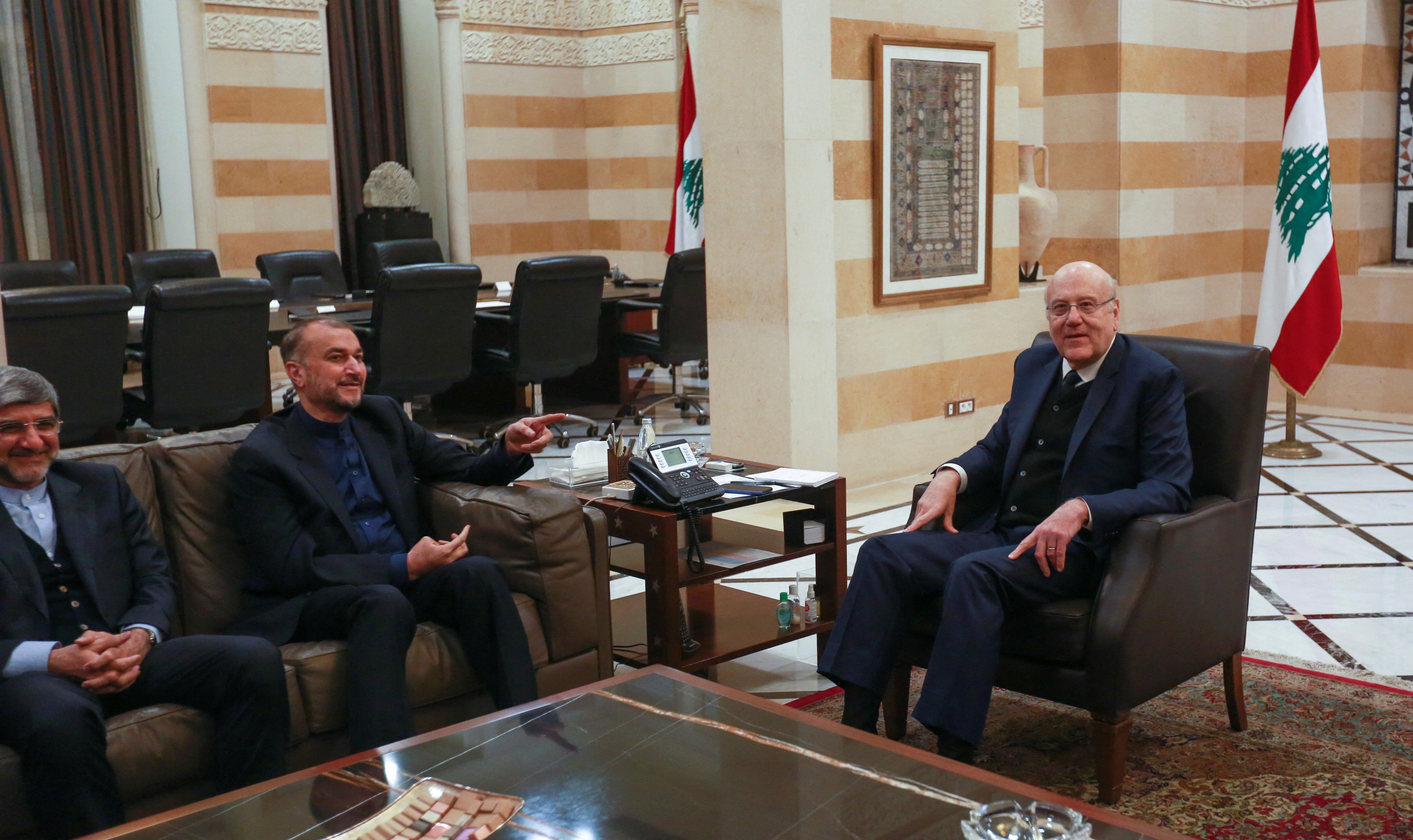 Iran FM Says Entire Region Will Benefit From Renewed Nuclear Deal