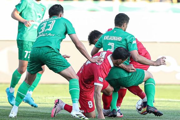 جنجال VAR در قزوین؛ ترک پست فیلمبردار در صحنه مشکوک به پنالتی در بازی شمسآذر–پرسپولیس