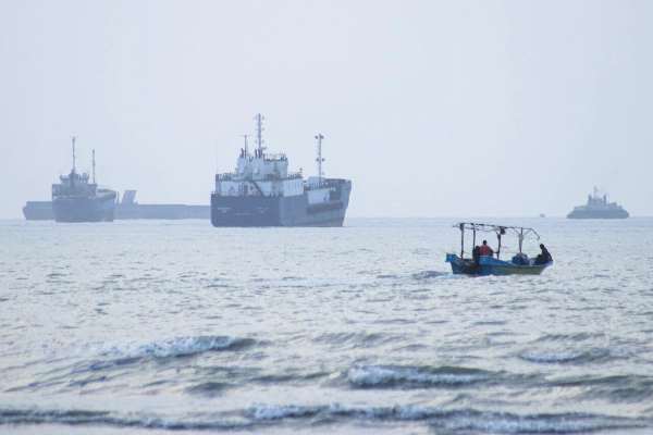 Iran says awaiting US response on Hormuz proposal