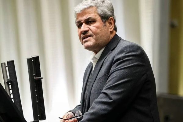 برلماني إيراني: ازدياد أعداد الفقراء في البلاد