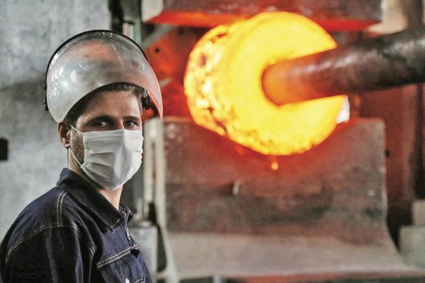 الارتفاع الحاد في درجات الحرارة يهدد حياة عمال صناعة النفط