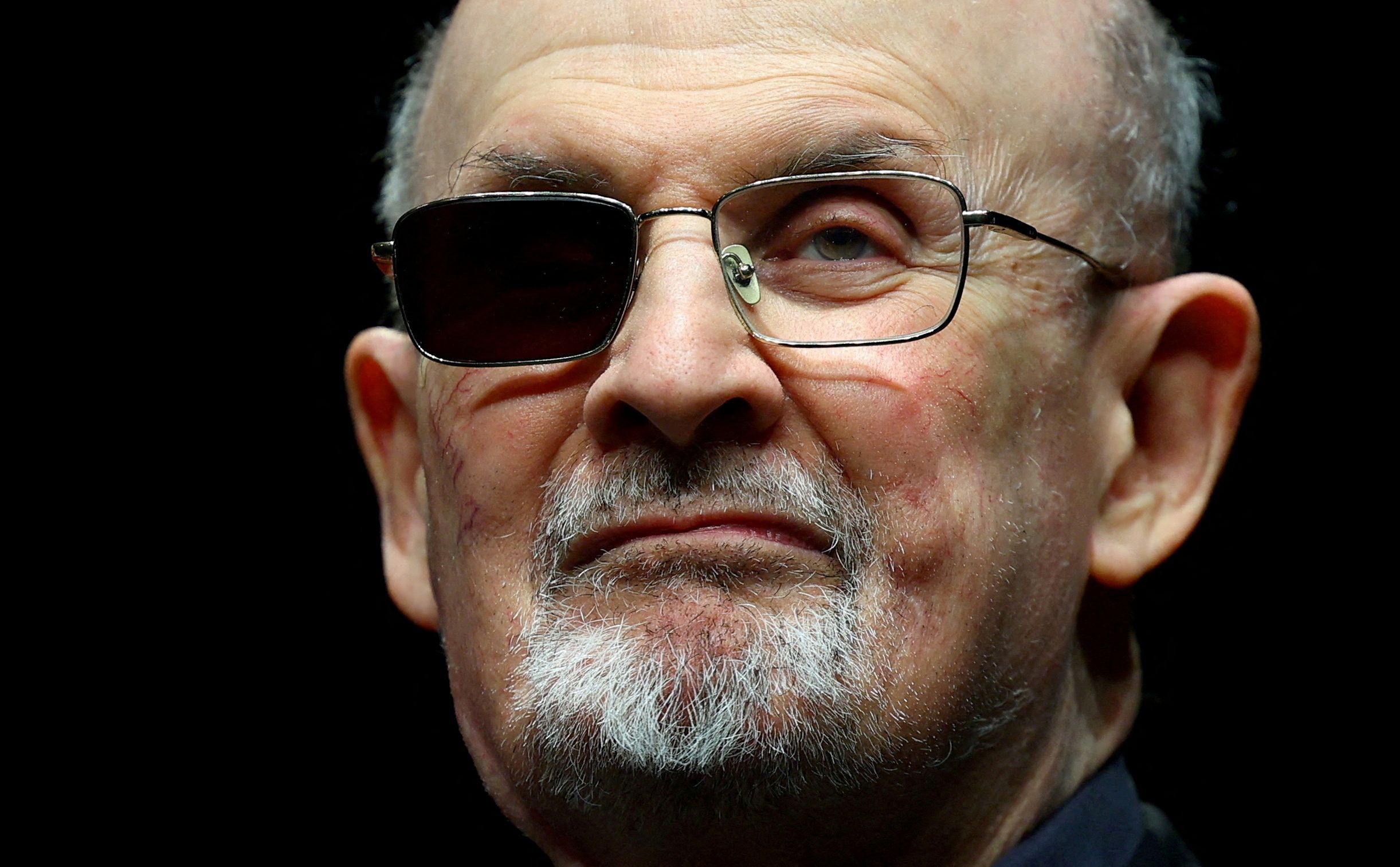 Trial of Salman Rushdie's knife-wielding attacker begins 