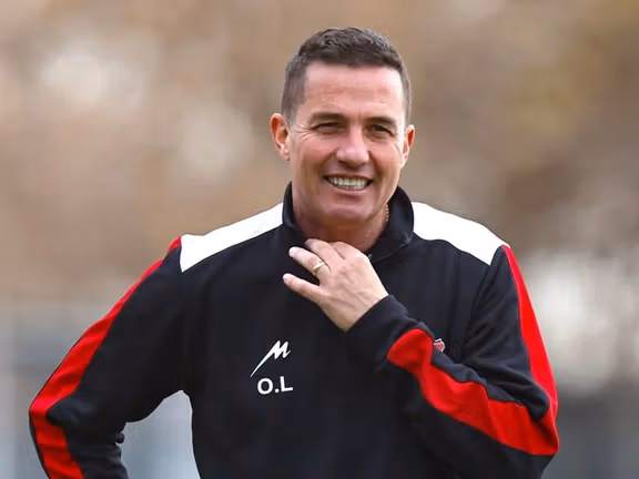 اوسمار ویرا، سرمربی پرسپولیس: بازی زیبا؟ چه فایده که خوب بازی کنید و امتیاز نگیرید؟