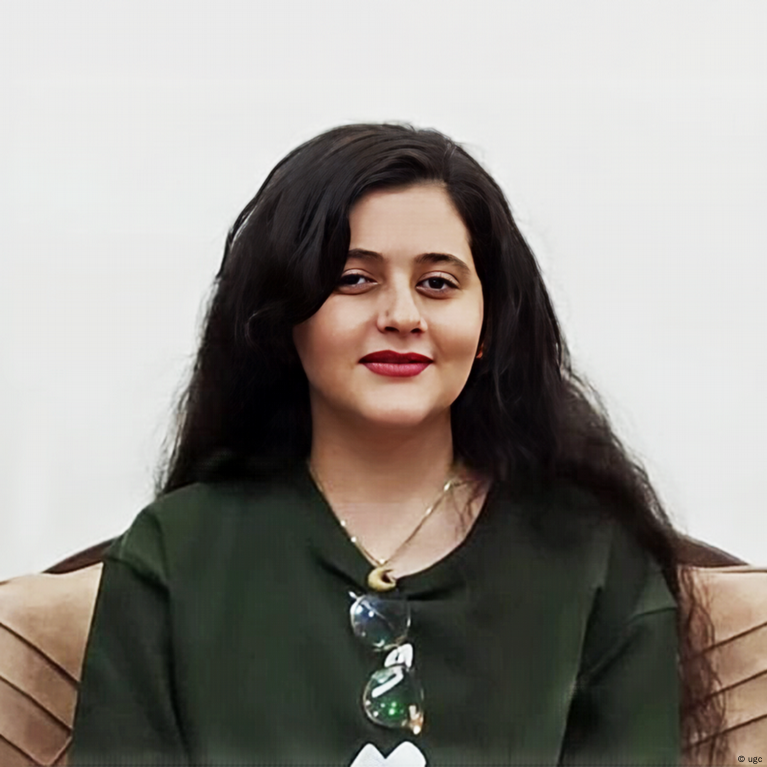 مادر مهساژینا امینی: یادآوری تنها چیزی است که من را زنده نگه می‌دارد