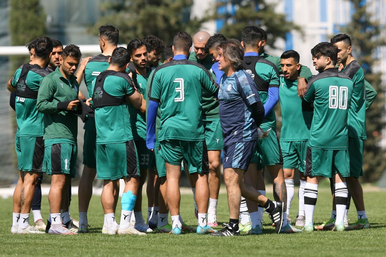 استقلال طلبکار بازیکنانش شد؛ ۷۰ درصد دادیم، اعتصاب کردید، از قرارداد کم می‌شود