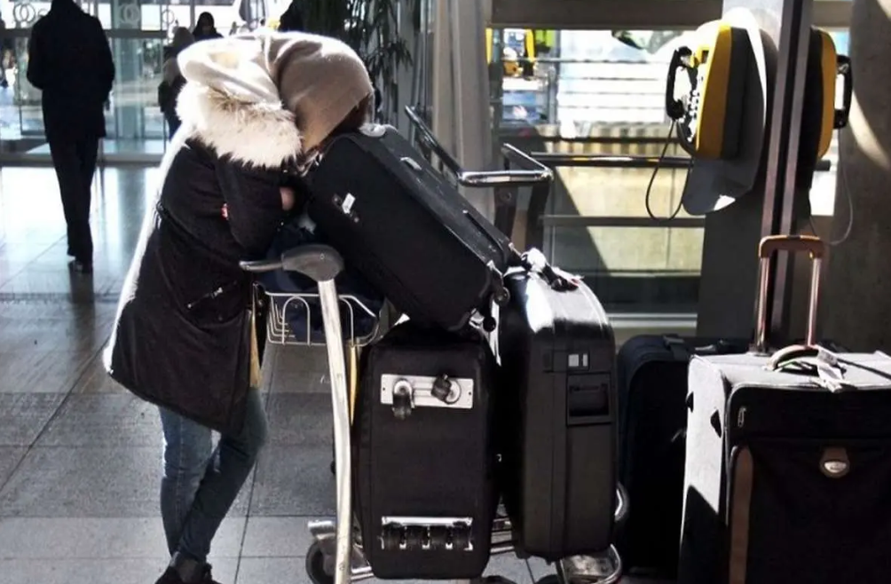 بسبب العقوبات وعدم وجود آفاق مستقبلية.. انخفاض كبير في معدل عودة المهاجرين الإيرانيين 