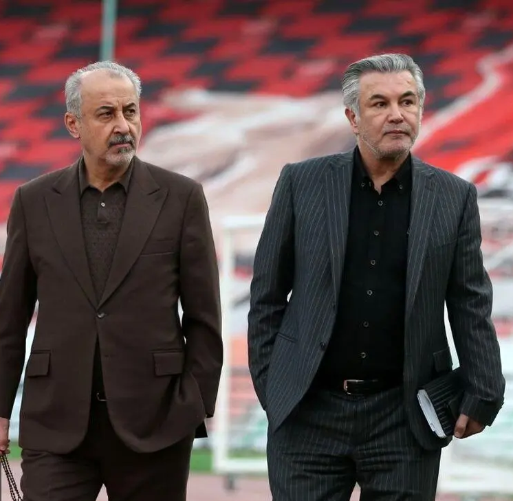 «۸ وینگر بدون‌اطلاع من گرفتند»؛ حمید استیلی از سمت مشاور مدیرعامل پرسپولیس کناره‌گیری کرد