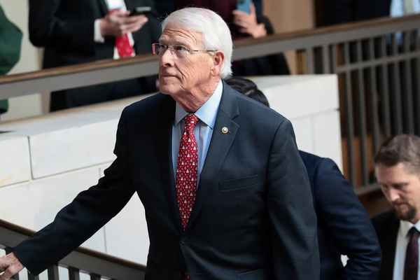 السيناتور ويكر: يجب أن يتحرر الشعب الإيراني من الاستبداد الذي دمّر مجتمعه المزدهر