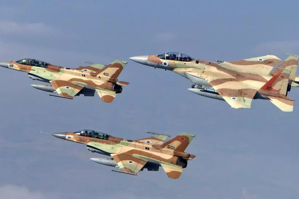 قناة إسرائيلية: استعدادات تل أبيب لهجوم محتمل ضد إيران وصلت إلى مراحلها النهائية