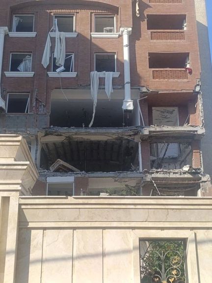 Resident says building hit in Bandar Abbas blast had no gas lines