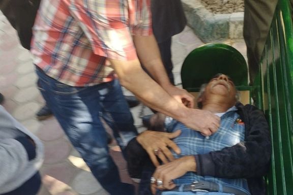 ماموران امنیتی بازنشستگان معترض را مقابل ساختمان دفتر پزشکیان ضرب و شتم کردند