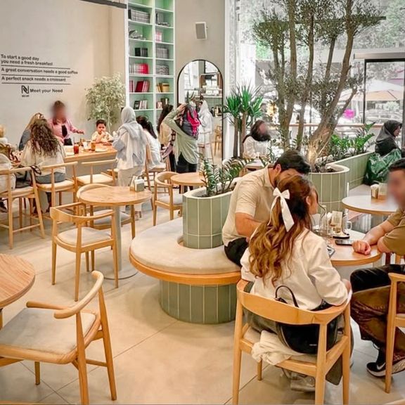 المتشددون في إيران يستهدفون ازدهار "ثقافة المقاهي"