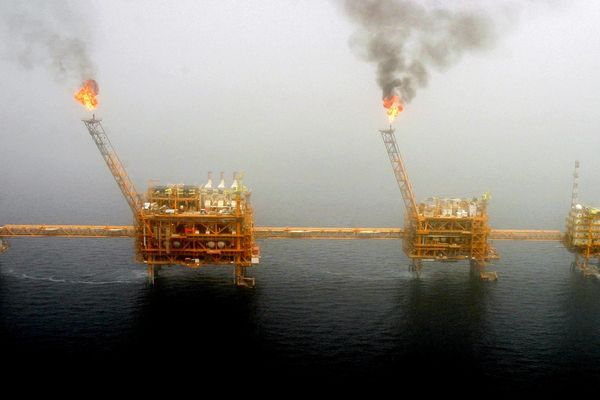 بقيمة تصل إلى 35 مليار دولار سنويا.. صادرات النفط الإيرانية تصل إلى أعلى مستوى في 6 سنوات
