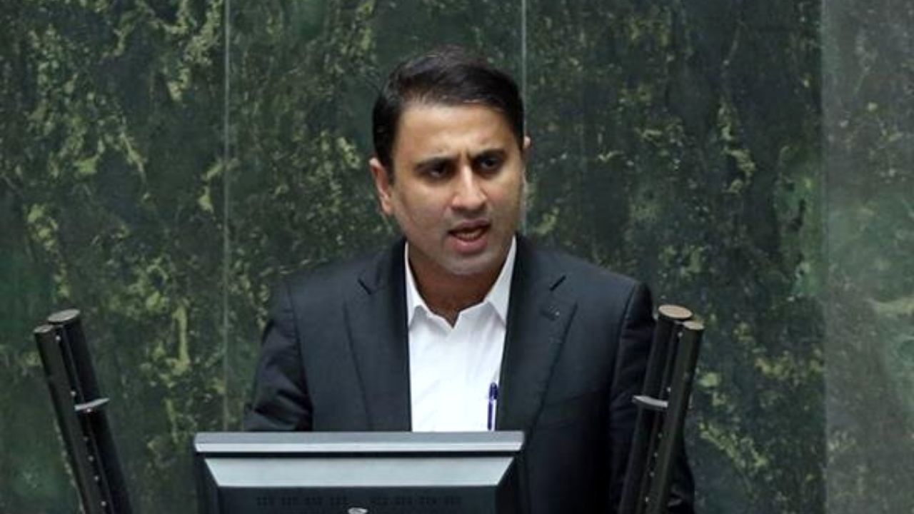 MP Criticizes Russia for Endangering Iran's National Interests