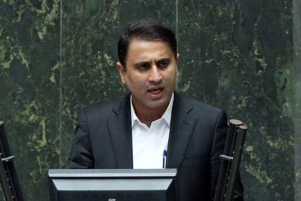 MP Criticizes Russia for Endangering Iran's National Interests