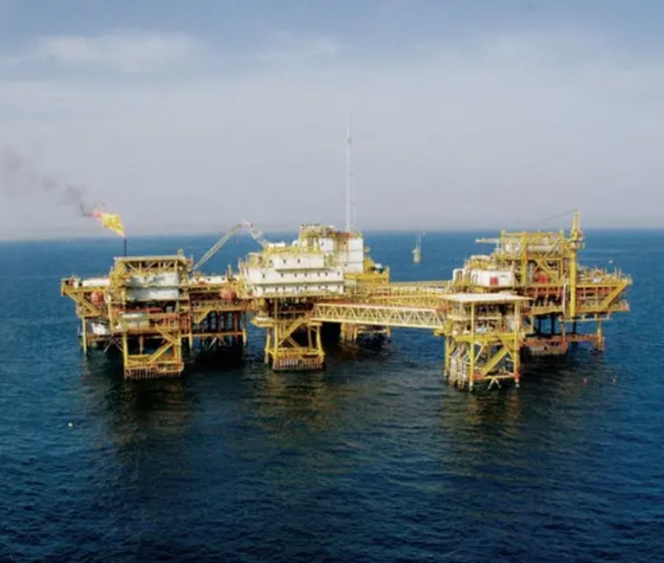 عربستان سعودی و کویت از دعوت ایران به مذاکره برای تعیین محدوده شرقی الدره/آرش خبر دادند