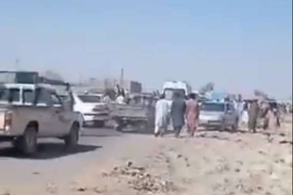 Ten Iranian border guards killed in restive southeast