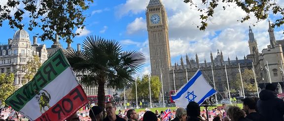 الإيرانيون لا يتضامنون مع غزة.. نكاية في النظام