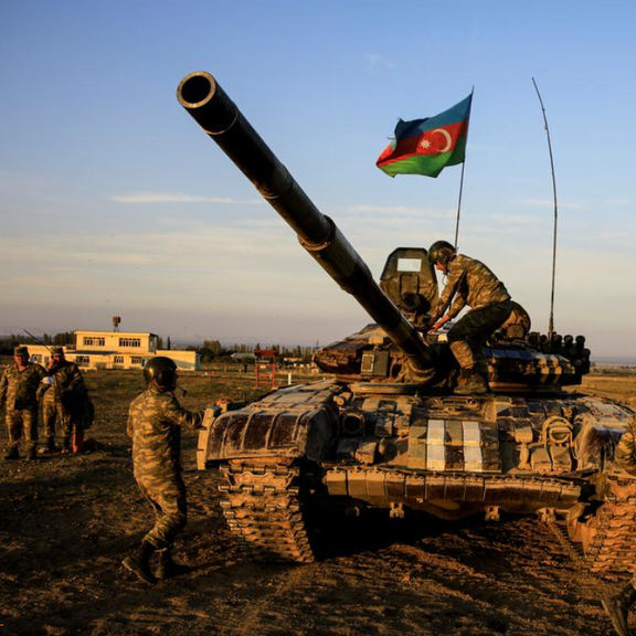 روزنامه اسرائیلهیوم: آذربایجان خرید سیستم دفاعی ارو-۳ از اسرائیل را بررسی میکند