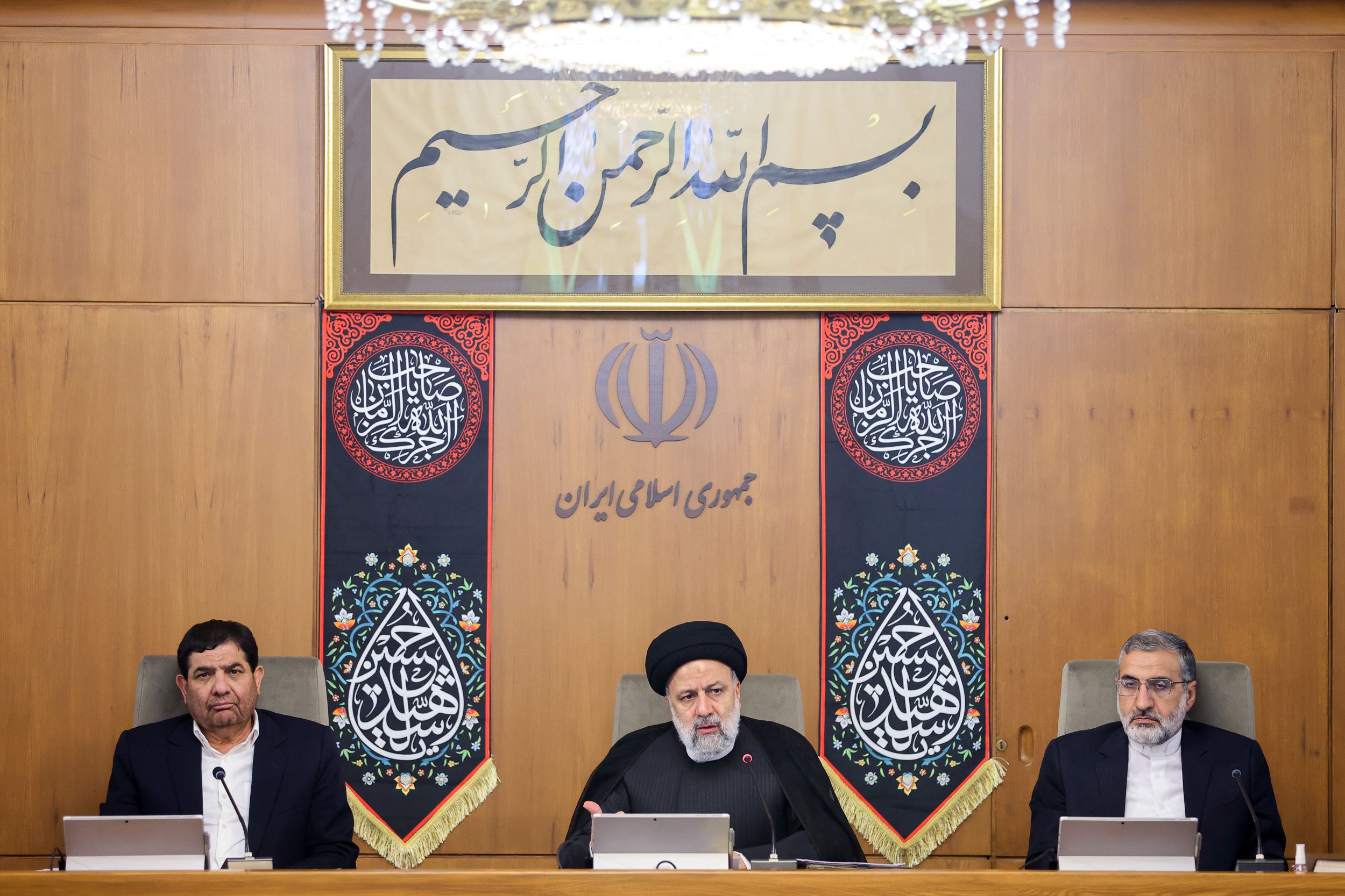 Iranian Media Rate President’s First Two-Years As A Failure 