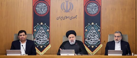 Iranian President Ebrahim Raisi (center) during a cabinet meeting on August 6, 2023