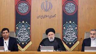 Iranian Media Rate President’s First Two-Years As A Failure