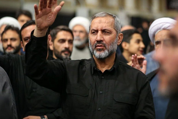 قائد بالحرس الثوري: نسير على "طريق الشهداء"… وبرنامج الصواريخ درع لإيران