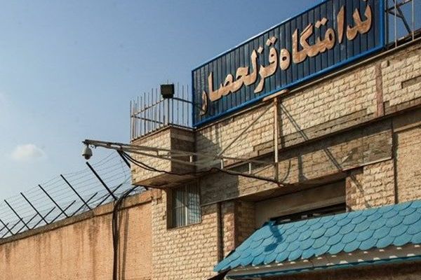 سجين فرنسي سابق في إيران يطالب بمنع إعدام سياسيين شاركوه زنزانته