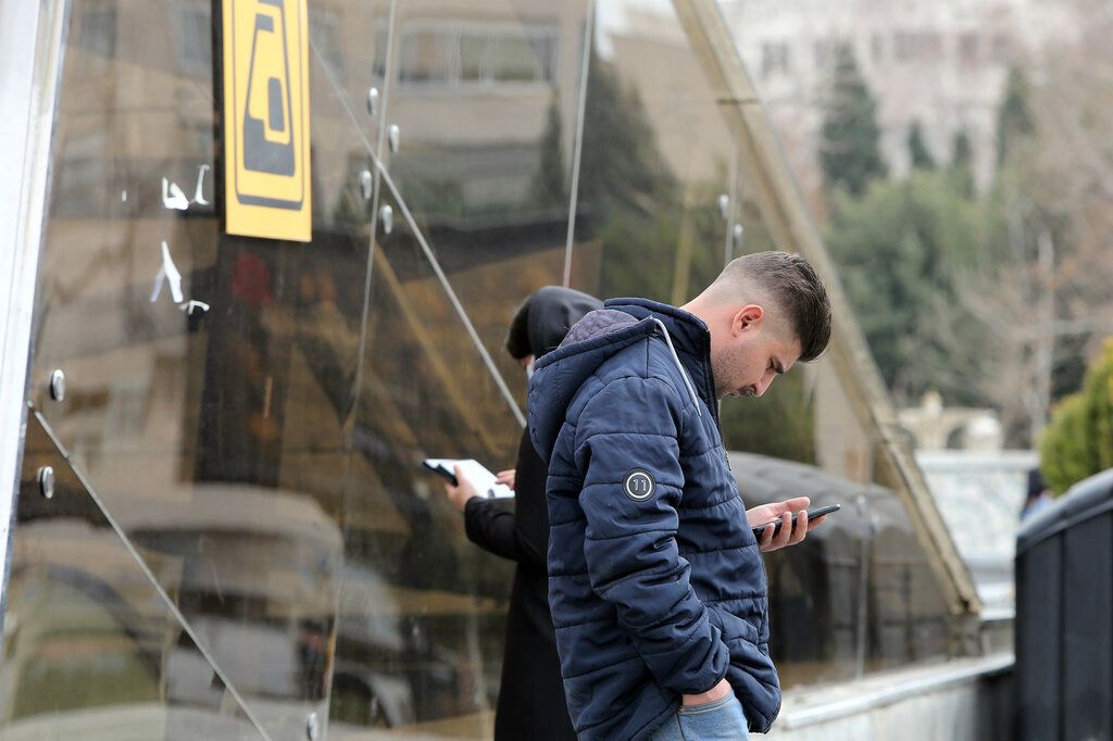 جمعية التجارة الإلكترونية الإيرانية: "تجاوز الحجب" يهدر مليارات التومانات على المواطنين