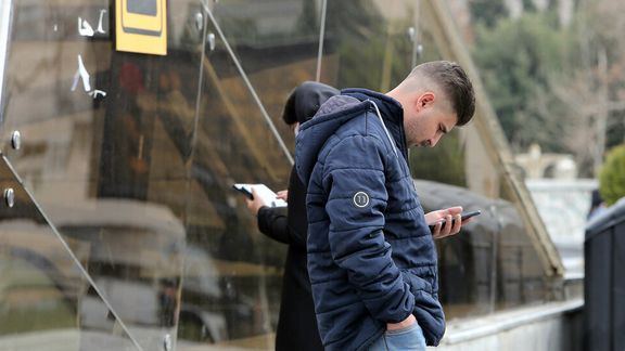 انجمن تجارت الکترونیک: فیلترینگ چند هزار میلیارد هزینه به مردم و اپراتورها تحمیل میکند