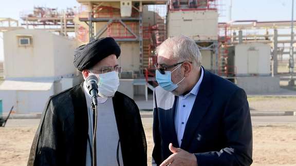 President Ebrahim Raisi and oil minister Javad Owji. March 31, 2022