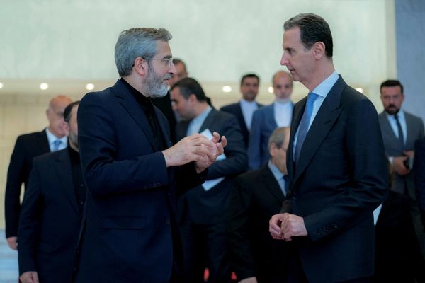 Iran’s Top Diplomat Meets Syria’s Assad, Palestinian Factions