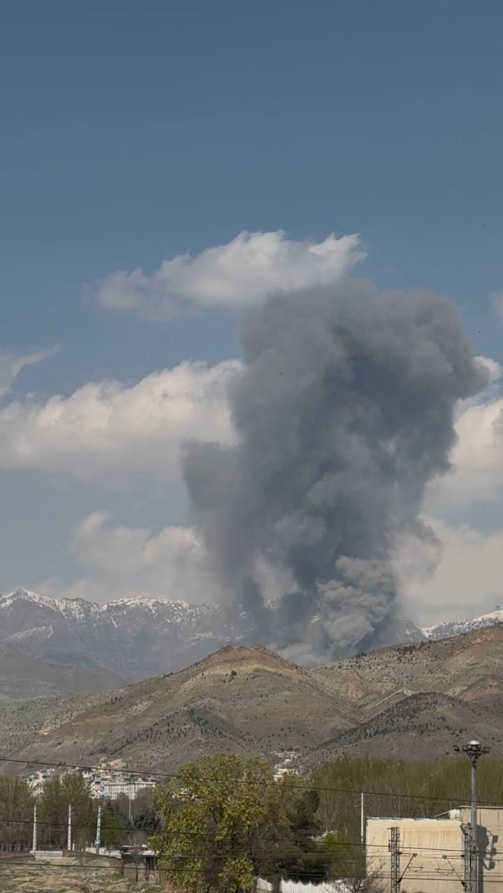 ادامه حملات در روز پنج‌شنبه؛ انفجارهایی در تهران، کرج و بسیاری از شهرهای دیگر رخ داد