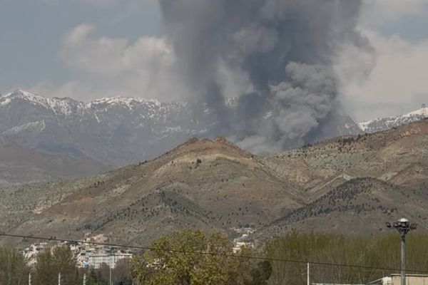 ادامه حملات در روز پنجشنبه؛ انفجارهایی در تهران، کرج و بسیاری از شهرهای دیگر رخ داد