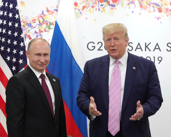 دونالد ترامب وفلاديمير بوتين ناقشا الحرب بين إسرائيل وإيران