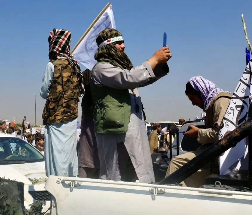 طالبان دسترسی کاربران به برخی از شبکه‌های اجتماعی را قطع کرد