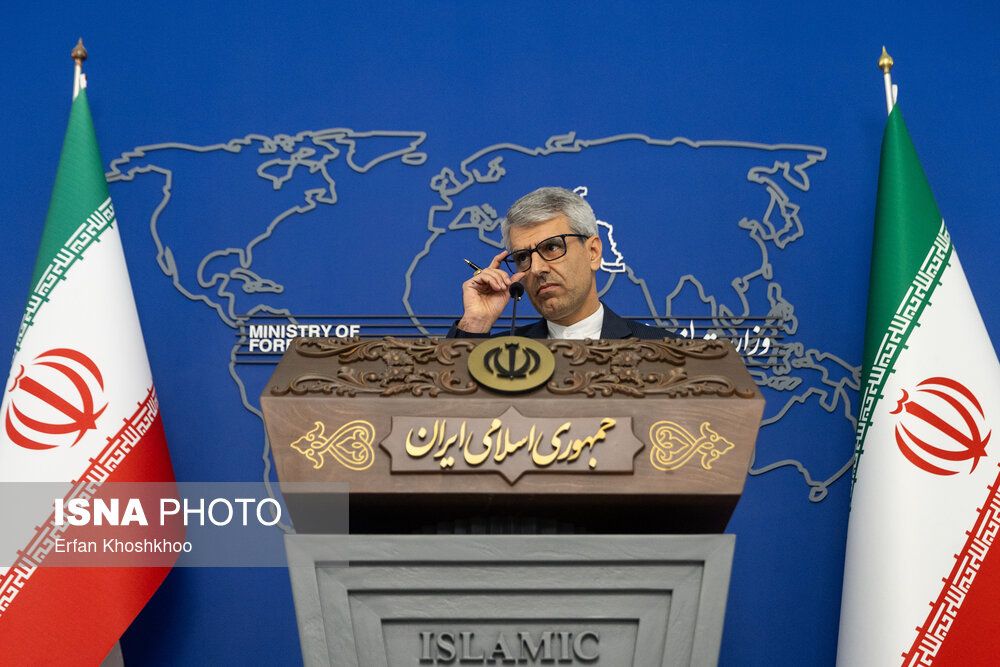 واکنش تهران به سخنان مکرون درباره تهدیدات جمهوری اسلامی: بی‌اساس و مزوّرانه بود  