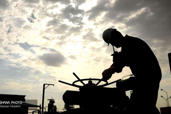 Iran's Unsold Oil Stockpile Stands At 50M Barrels Amid Supply Glut