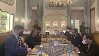 Tehran Commentators Mull Fate Of Iran Nuclear Negotiations