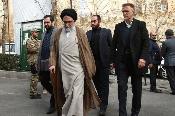 Iranian Intelligence Warns: Presidential Candidates Under Surveillance